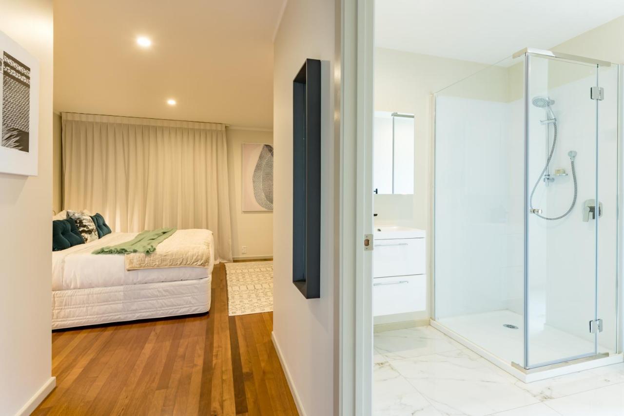 Marina Cove Bay Of Islands Lodge *